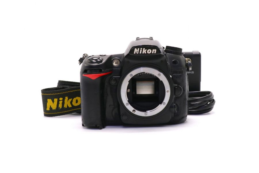 Nikon D7000 body (пробег 842095 кадров)