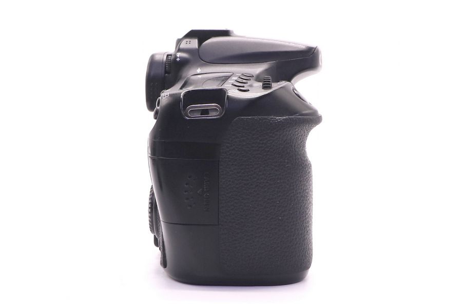 Canon EOS 70D body (пробег 80000 кадров)