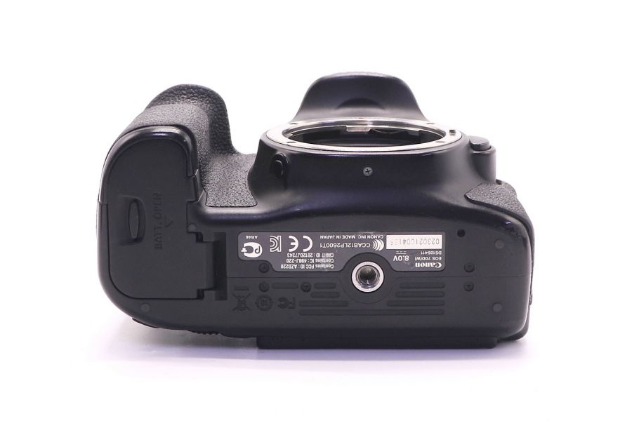 Canon EOS 70D body (пробег 80000 кадров)