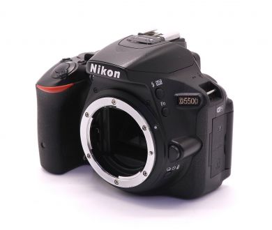 Nikon D5500 body (пробег 8000 кадров)