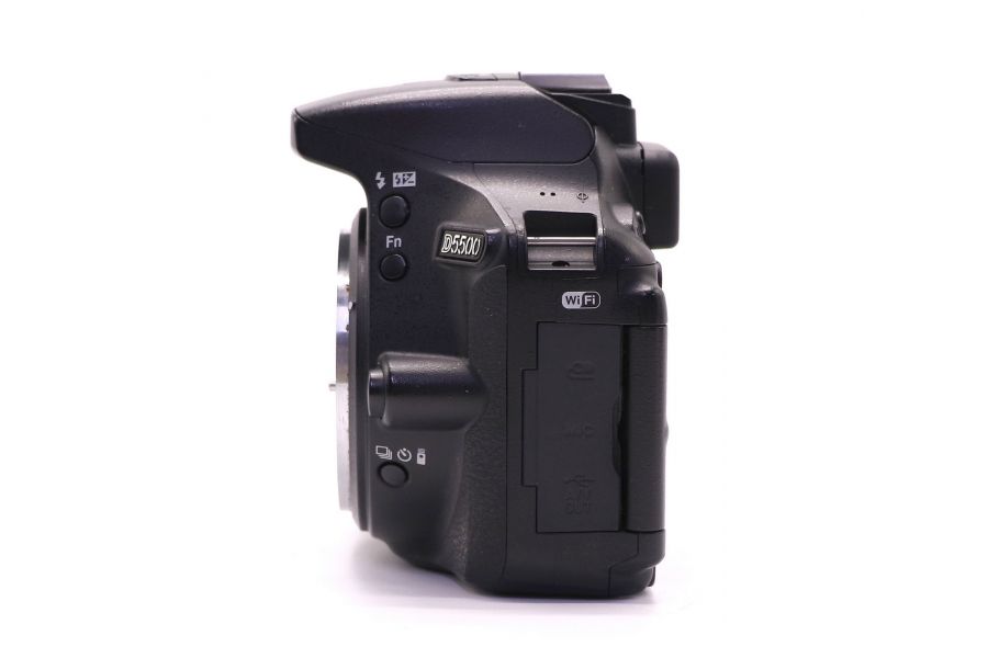 Nikon D5500 body (пробег 8000 кадров)