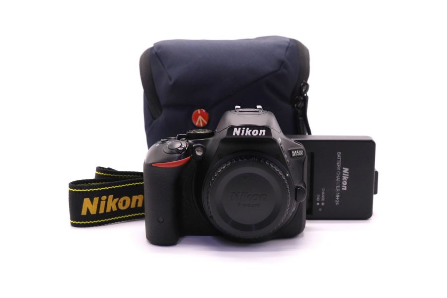 Nikon D5500 body (пробег 8000 кадров)