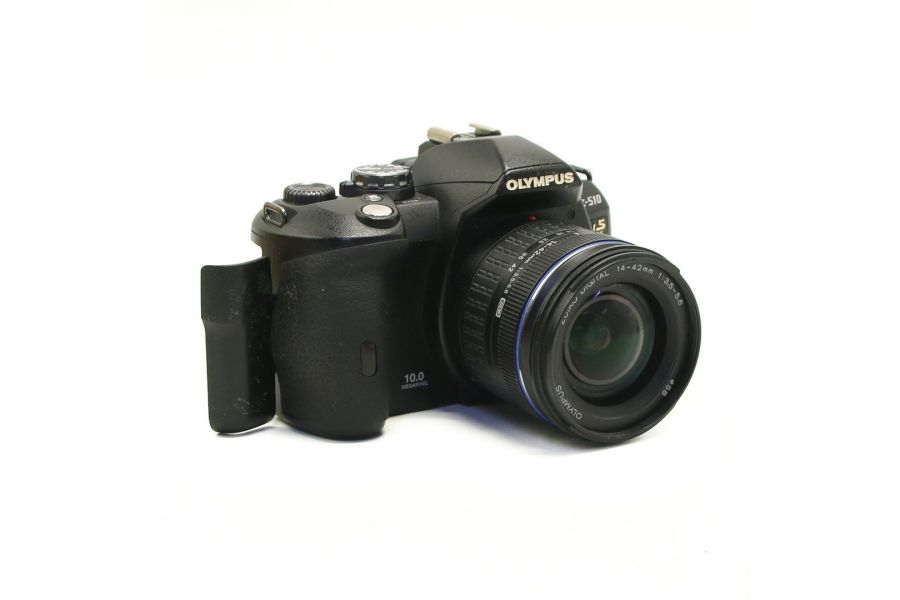 Olympus E-510 kit (пробег 44600 кадров)