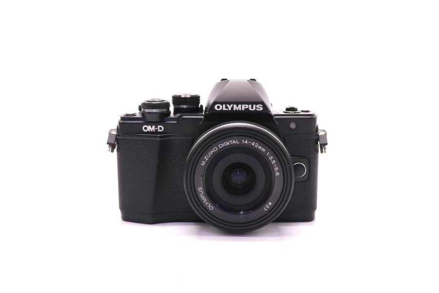 Olympus OM-D E-M10 Mark II kit в упаковке черный (пробег 6400 кадров)