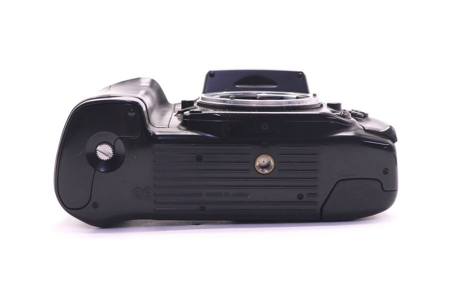 Nikon F90X body в упаковке