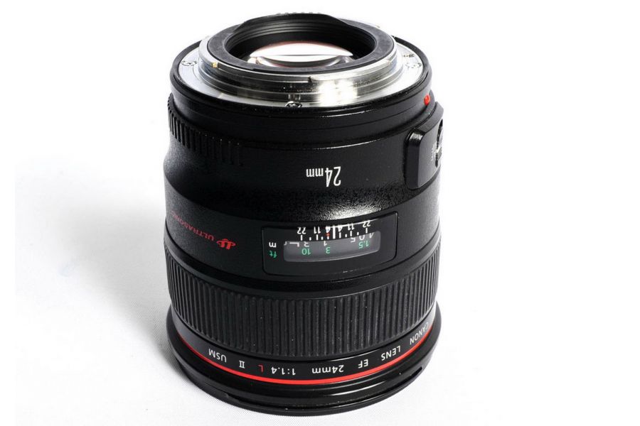 Canon EF 24mm f/1.4L II USM (Japan)