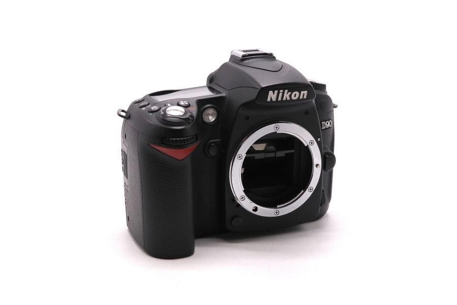 Цифровой Nikon D90 body неисправный