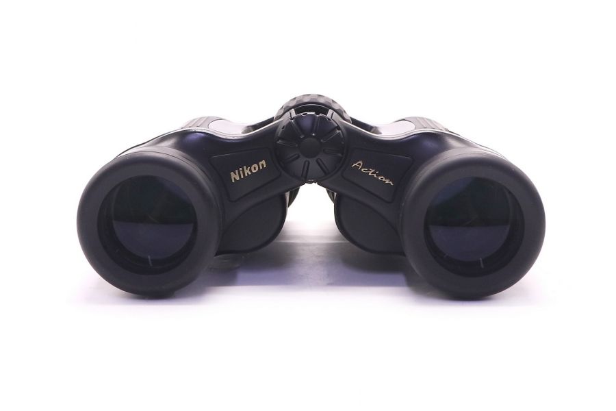 Бинокль Nikon Action 7-15x35