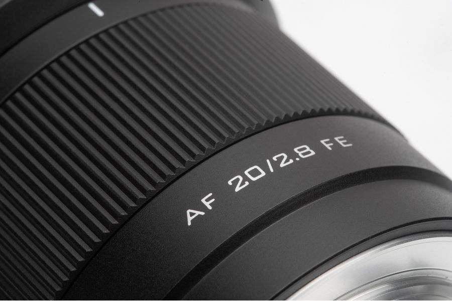 Viltrox 20mm f/2.8 для Sony E