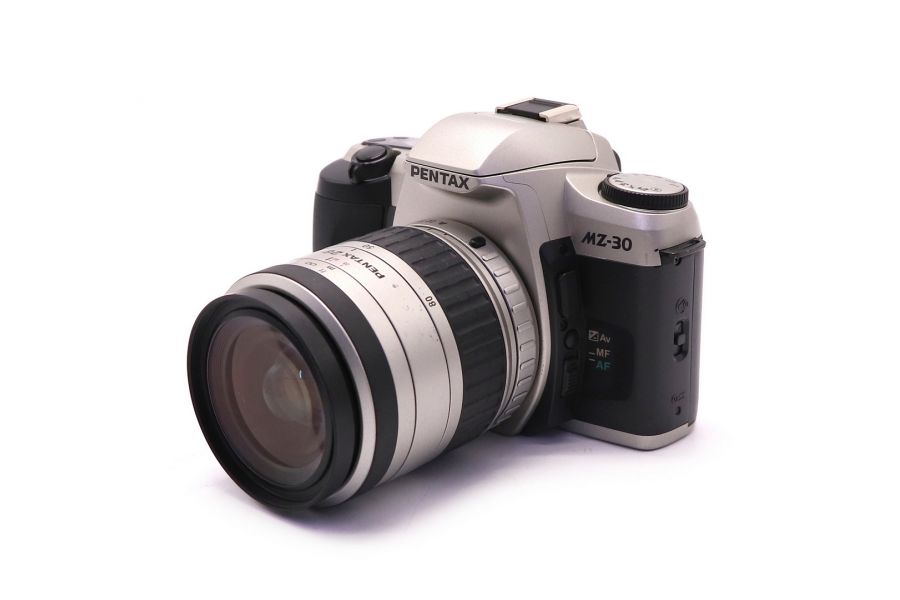 Pentax MZ-30 kit