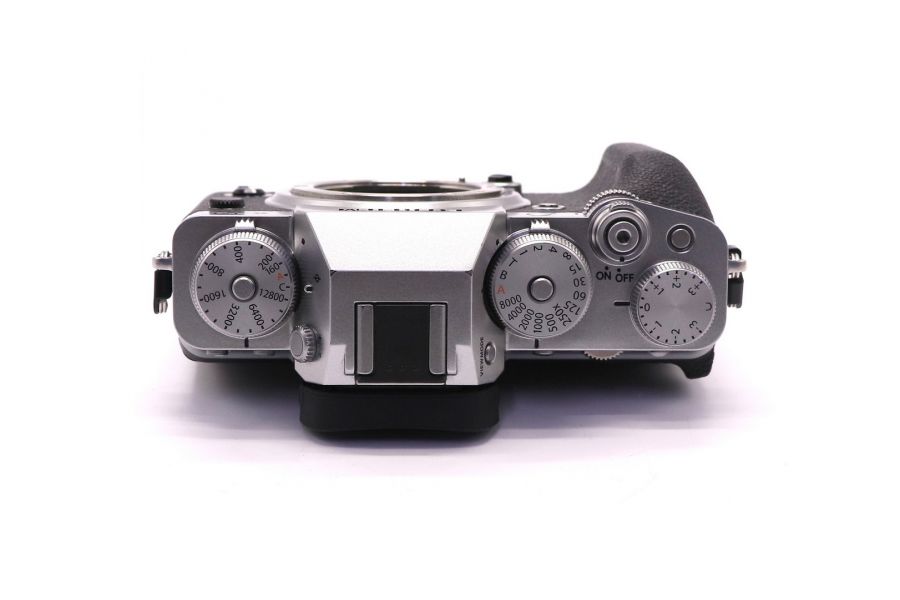 Fujifilm X-T4 body (пробег 2700 кадров)