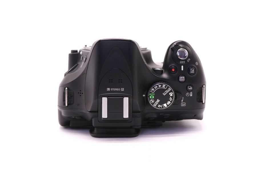 Nikon D5200 body (пробег 440 кадров)