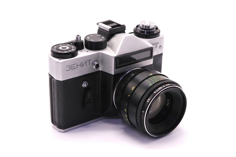 Зенит ЕТ silver + Гелиос 44-2 (СССР, 1987)