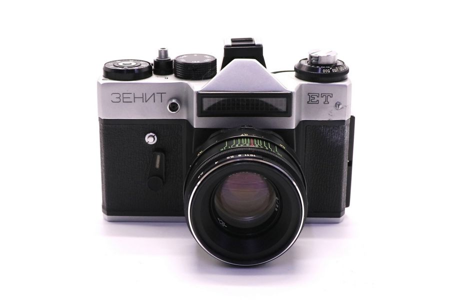 Зенит ЕТ silver + Гелиос 44-2 (СССР, 1987)