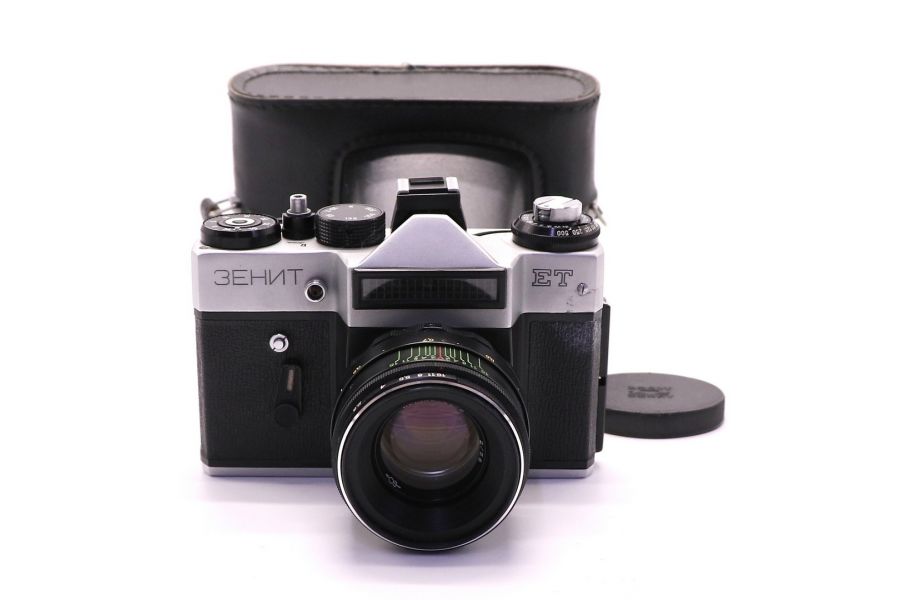 Зенит ЕТ silver + Гелиос 44-2 (СССР, 1987)