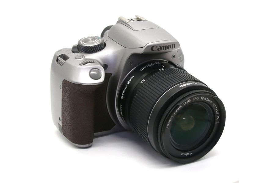 Canon EOS 1300D kit (пробег 28290 кадров)