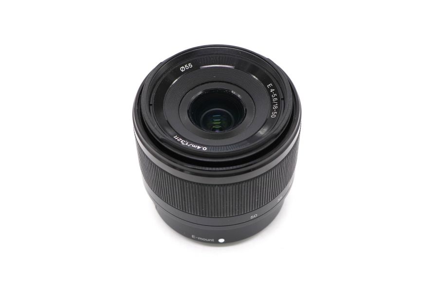 Sony E 18-50mm f/4-5.6 (SEL1850)