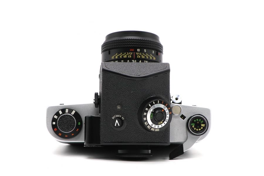 Фотокамера Киев 60 + Волна-3 МС (СССР, 1988)