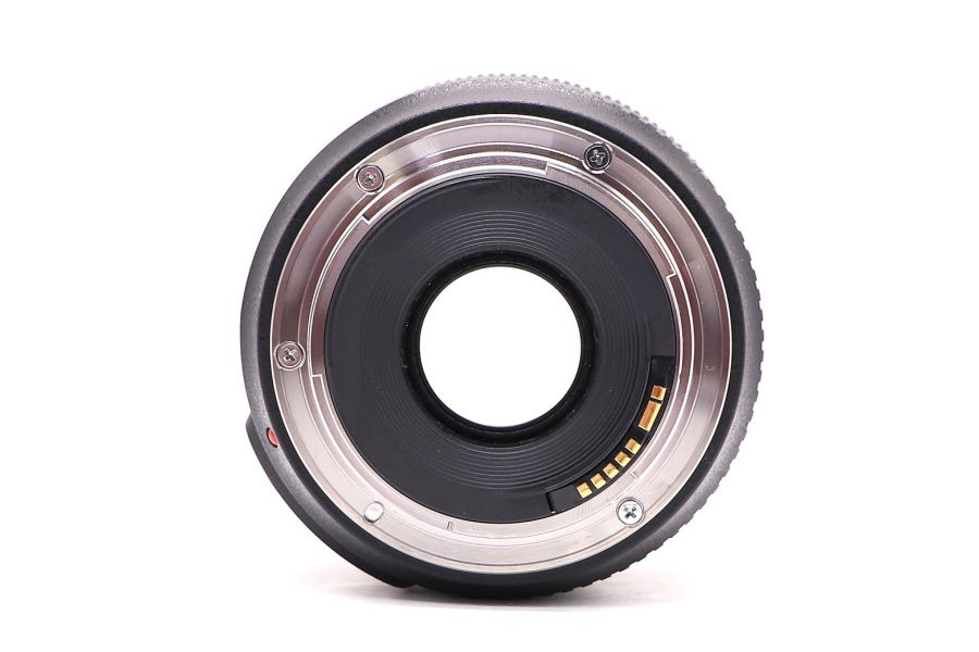 Canon EF 35mm f/2 IS USM в упаковке