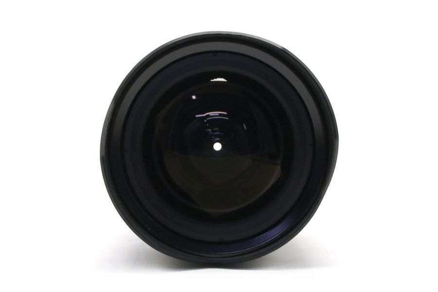 Fujinon XF 8-16mm f/2.8R LM WR в упаковке