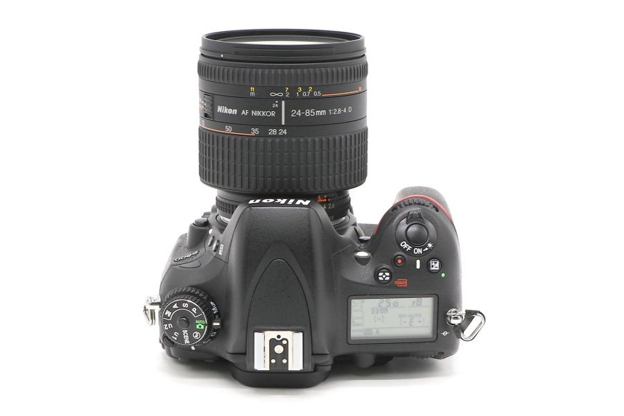 Nikon D600 kit 24-85mm f/2.8-4D Nikkor