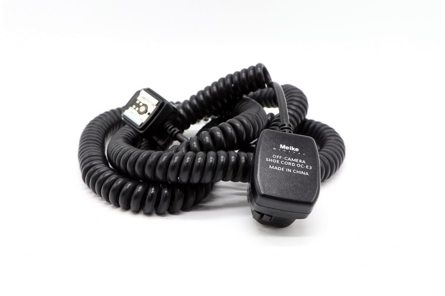 TTL-cинхрокабель Meike для вспышек Canon (OC-E3)