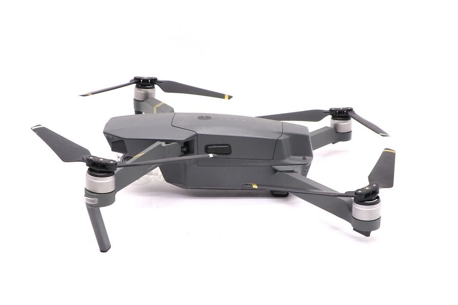 Квадрокоптер DJI Mavic Pro