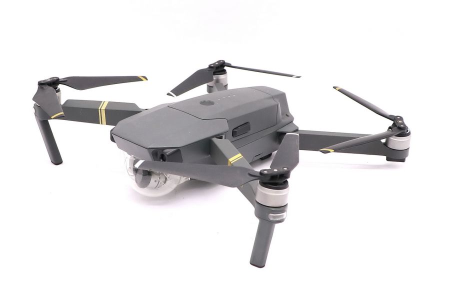 Квадрокоптер DJI Mavic Pro