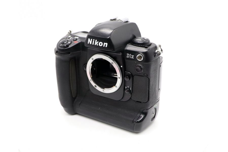Nikon D1X body б.