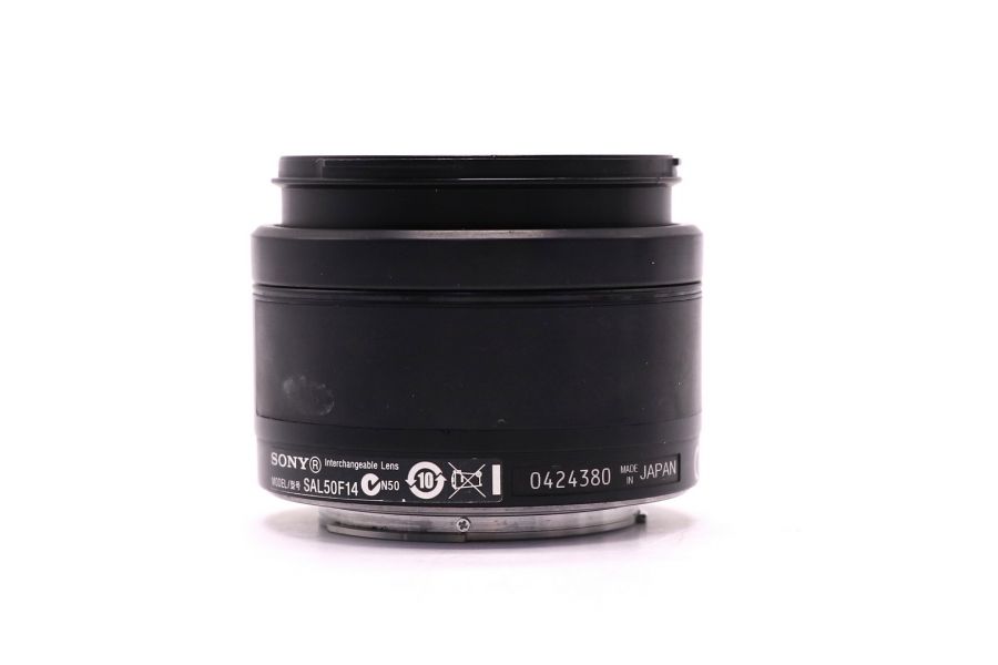 Sony 50mm f/1.4 (SAL50F14) Japan