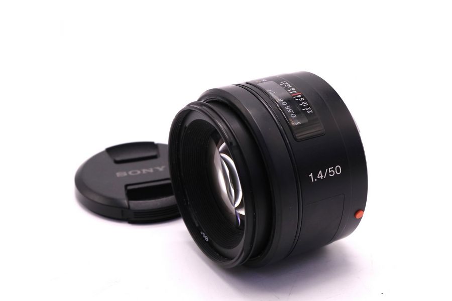 Sony 50mm f/1.4 (SAL50F14) Japan