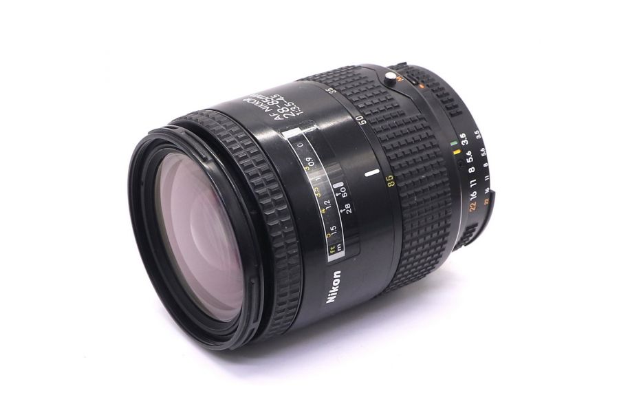 Nikon 28-85mm f/3.5-4.5 AF Nikkor в упаковке