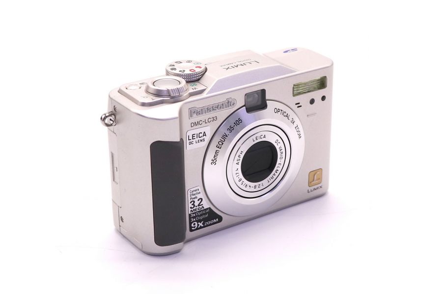 Panasonic Lumix DMC-LC33 в упаковке