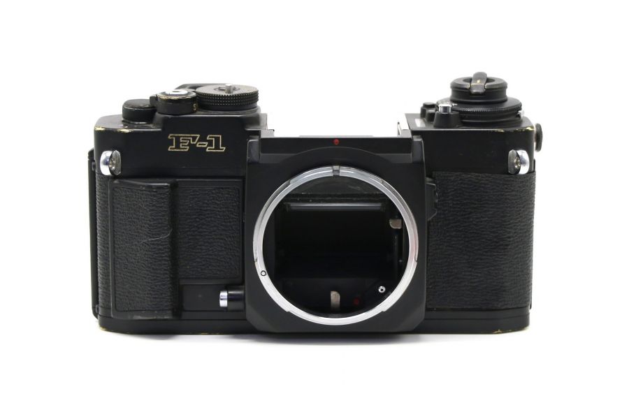 Canon F-1 body (Japan, 1981)