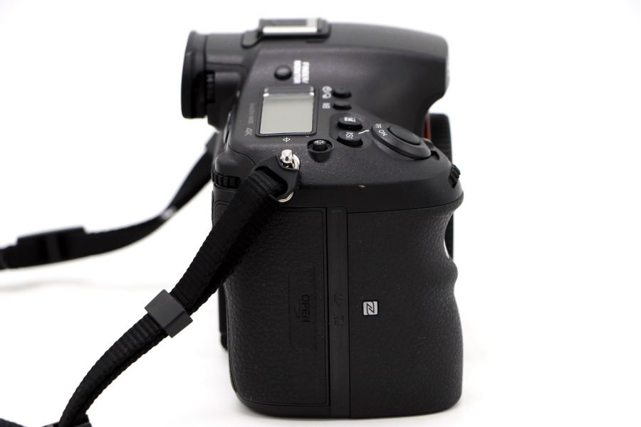 Sony A99 M2 body (пробег 4К кадров)