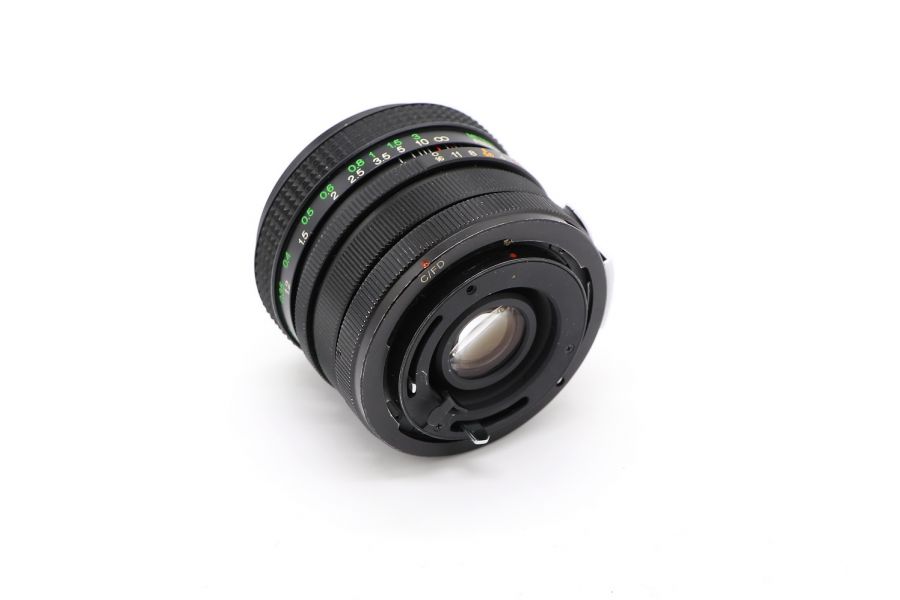 Vivitar auto wide-angle 2.5/28mm (Japan, 1975)