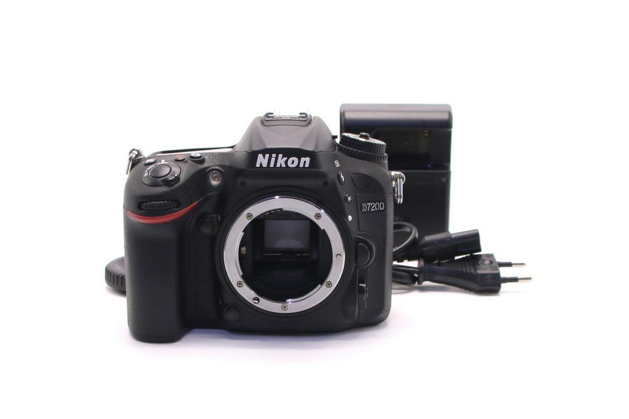 Nikon D7200 body (пробег 1250 кадров)