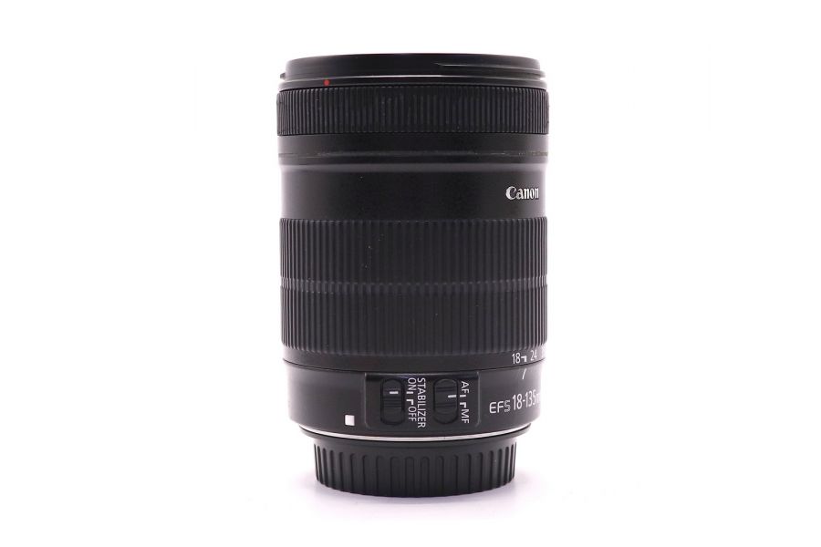 Canon EF-S 18-135mm 3.5-5.6 IS в упаковке б/у