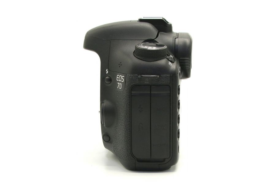 Canon EOS 7D body в упаковке (пробег 6920 кадров)