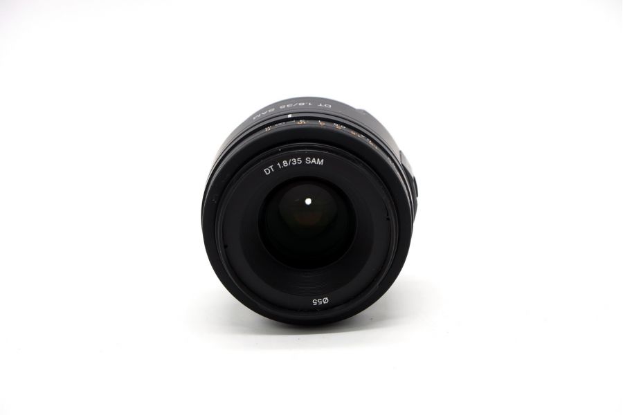Sony DT 35mm f/1.8 SAM SAL35F18