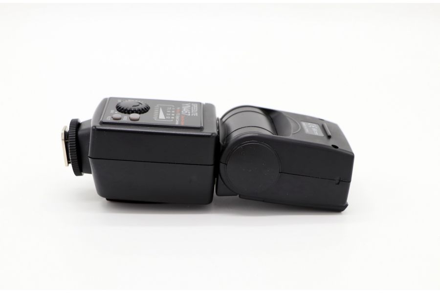 Фотовспышка Yongnuo speedlight YN467 (China, 2011)