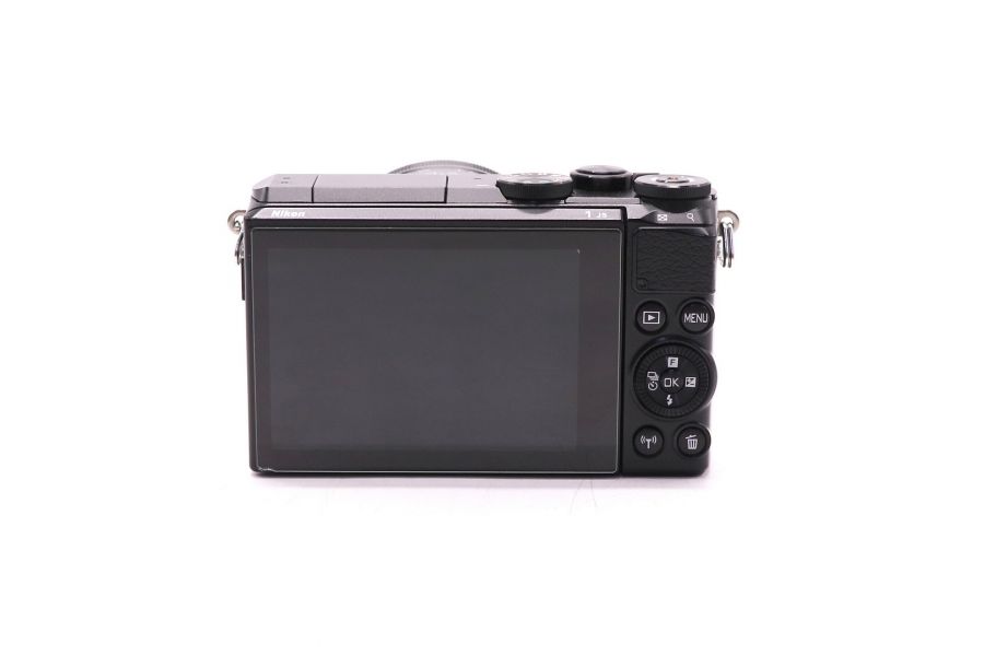 Nikon 1 J5 kit (пробег 1235 кадров) в упаковке