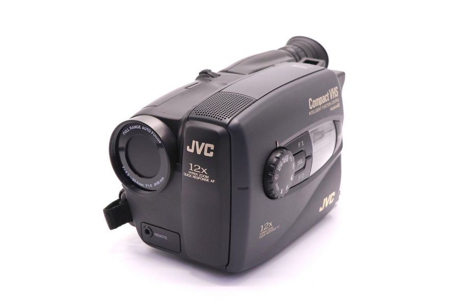 Видеокамера JVC GR-AX227