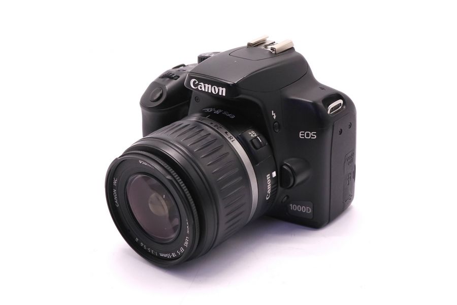 Canon EOS 1000D kit (пробег 21000 кадров)