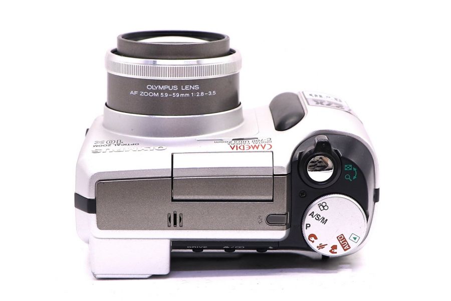 Olympus Camedia C-700 в упаковке 