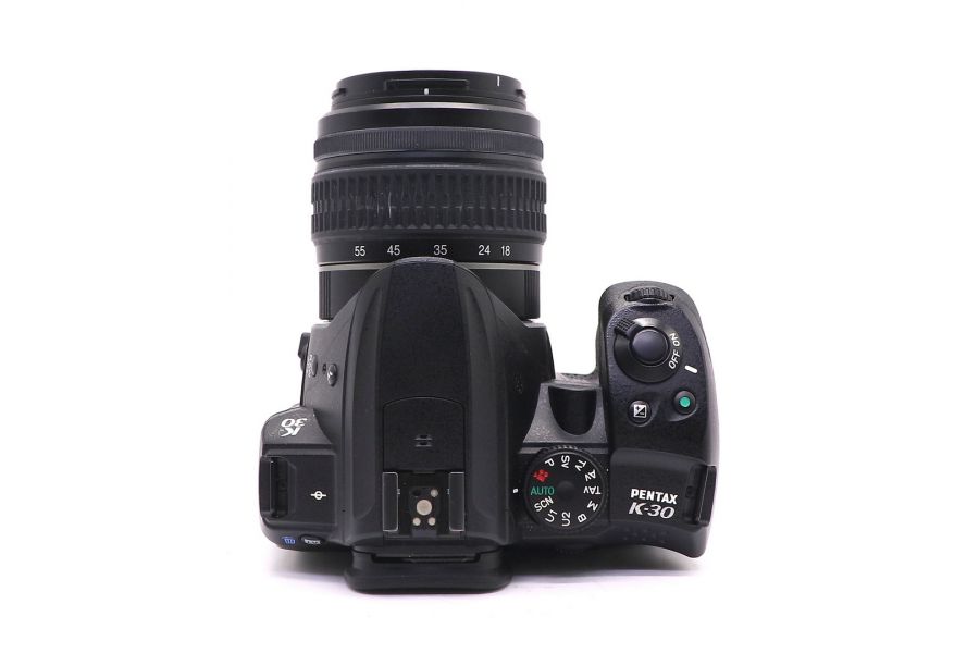 Pentax K30 kit (пробег 10340 кадров)