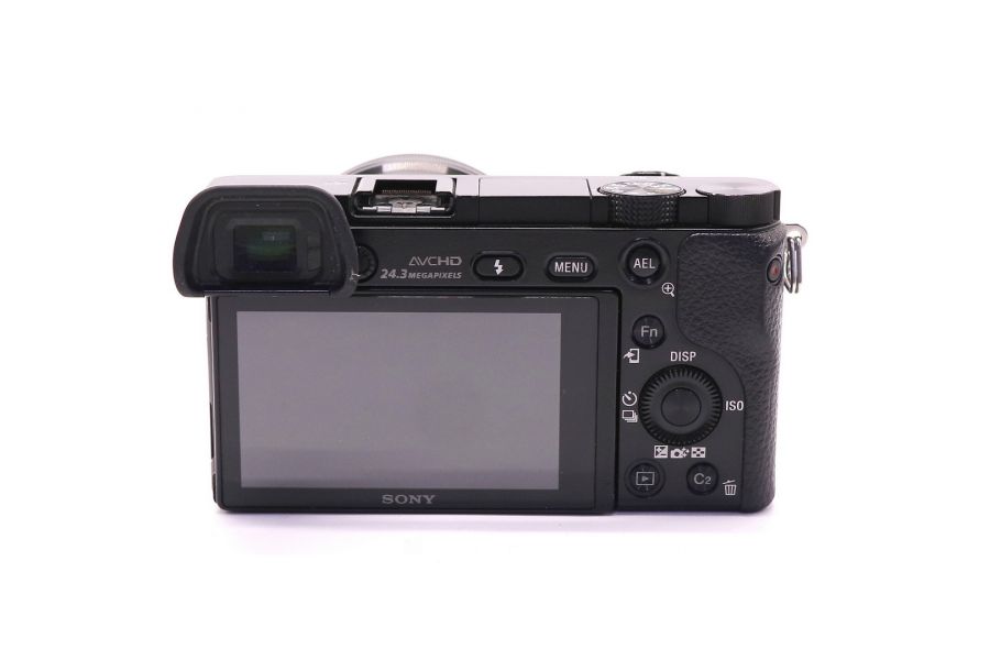 Sony A6000 ILCE-6000 kit в упаковке (пробег 30750 кадров)