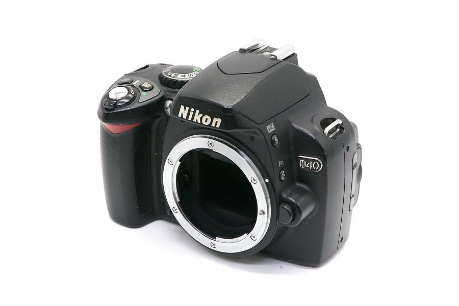 Nikon D40 body в упаковке неисправный