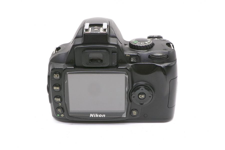 Nikon D40 body в упаковке неисправный