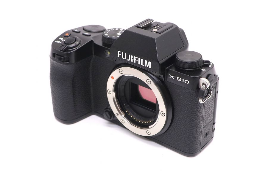 Fujifilm X-S10 body в упаковке (пробег 5315 кадров)